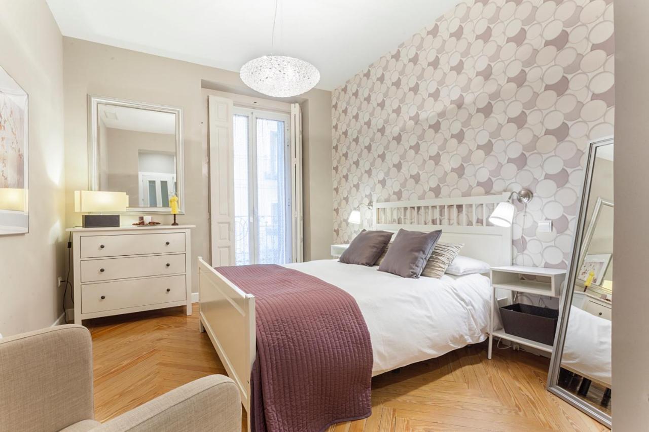 Apartamento Prado III En Madrid Bagian luar foto