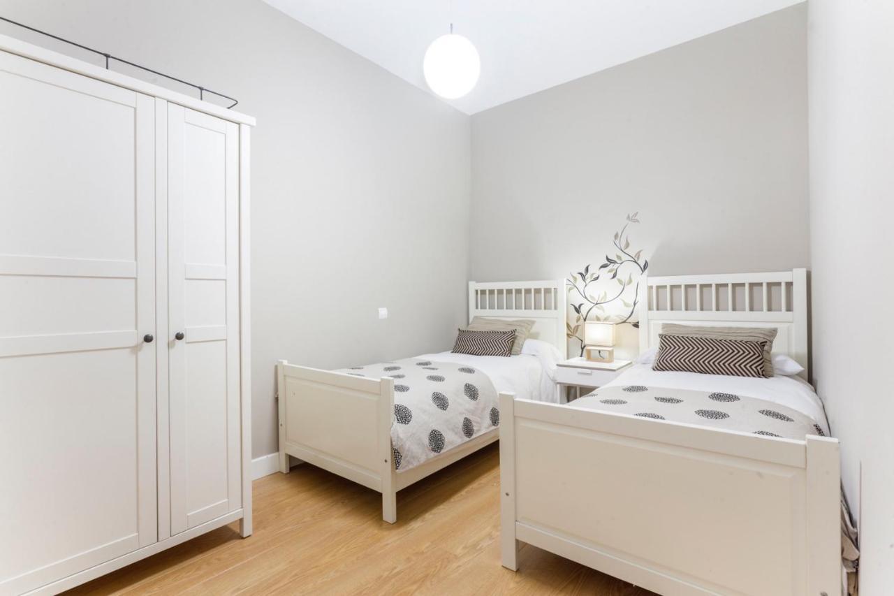 Apartamento Prado III En Madrid Bagian luar foto